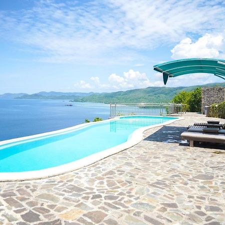 Theodor At Labuan Bajo Hotel Exterior foto