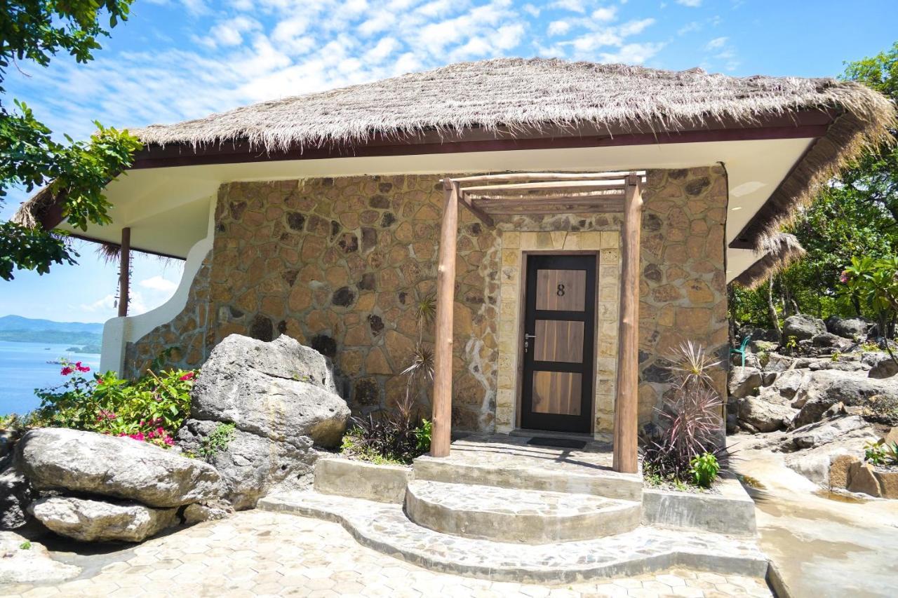 Theodor At Labuan Bajo Hotel Exterior foto
